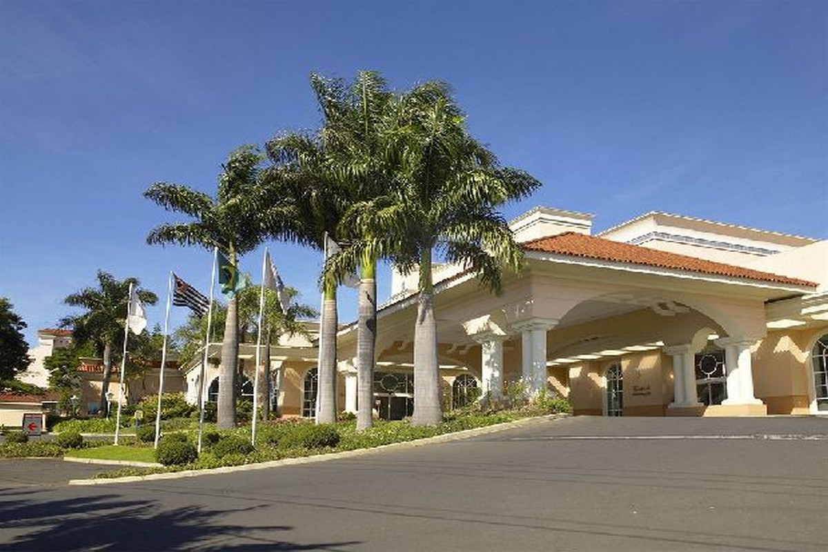 THE ROYAL PALM PLAZA HOTEL RESORT