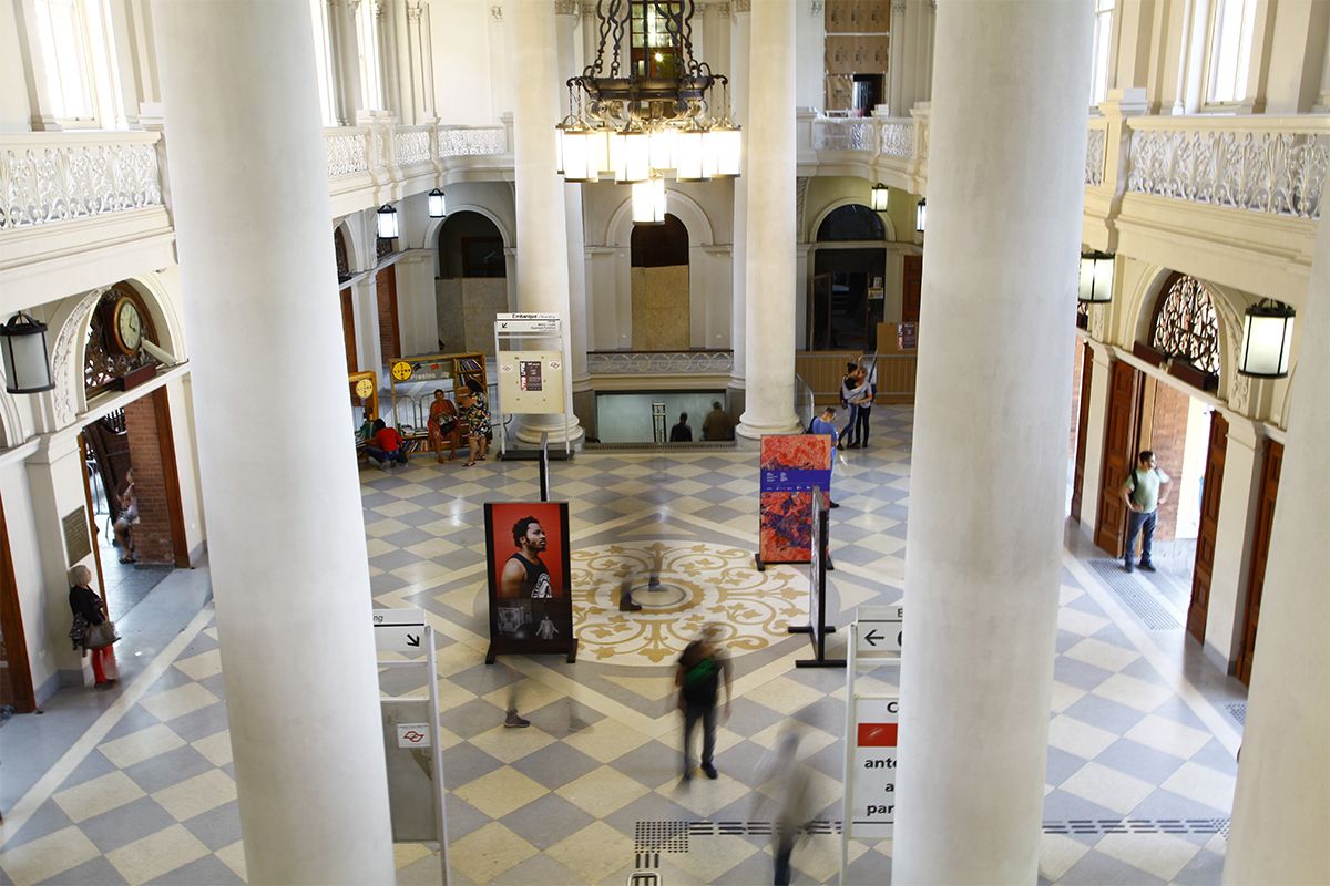 ESTAÇÃO DA LUZ TEM SAGUÃO CENTRAL RESTAURADO