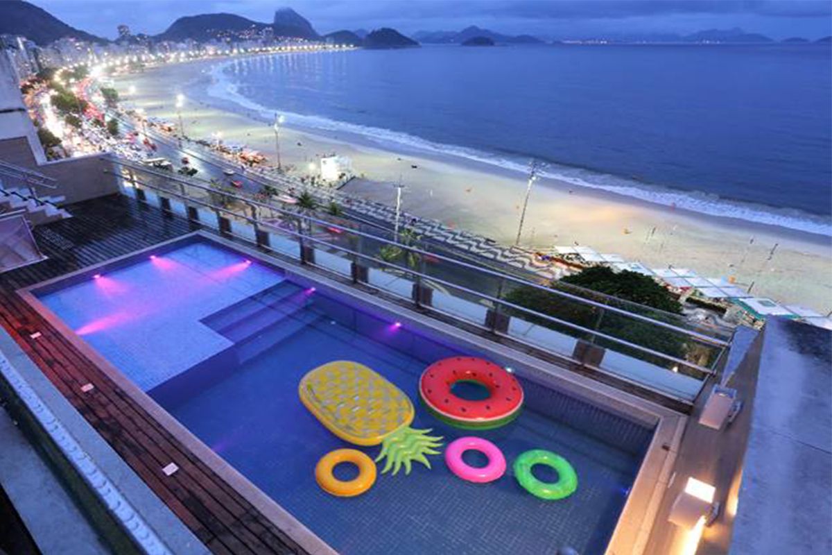 GRAND MERCURE RIO DE JANEIRO COPACABANA APRESENTA NOVO RESTAURANTE EM SEU ROOFTOP E CAFÉ EM SEU LOBBY