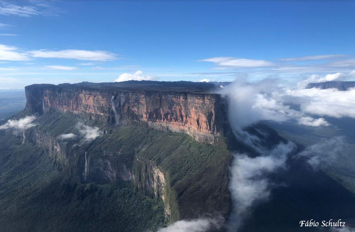 MONTE RORAIMA: PERMITA-SE DESCONECTAR COM A RORAIMA ADVENTURES