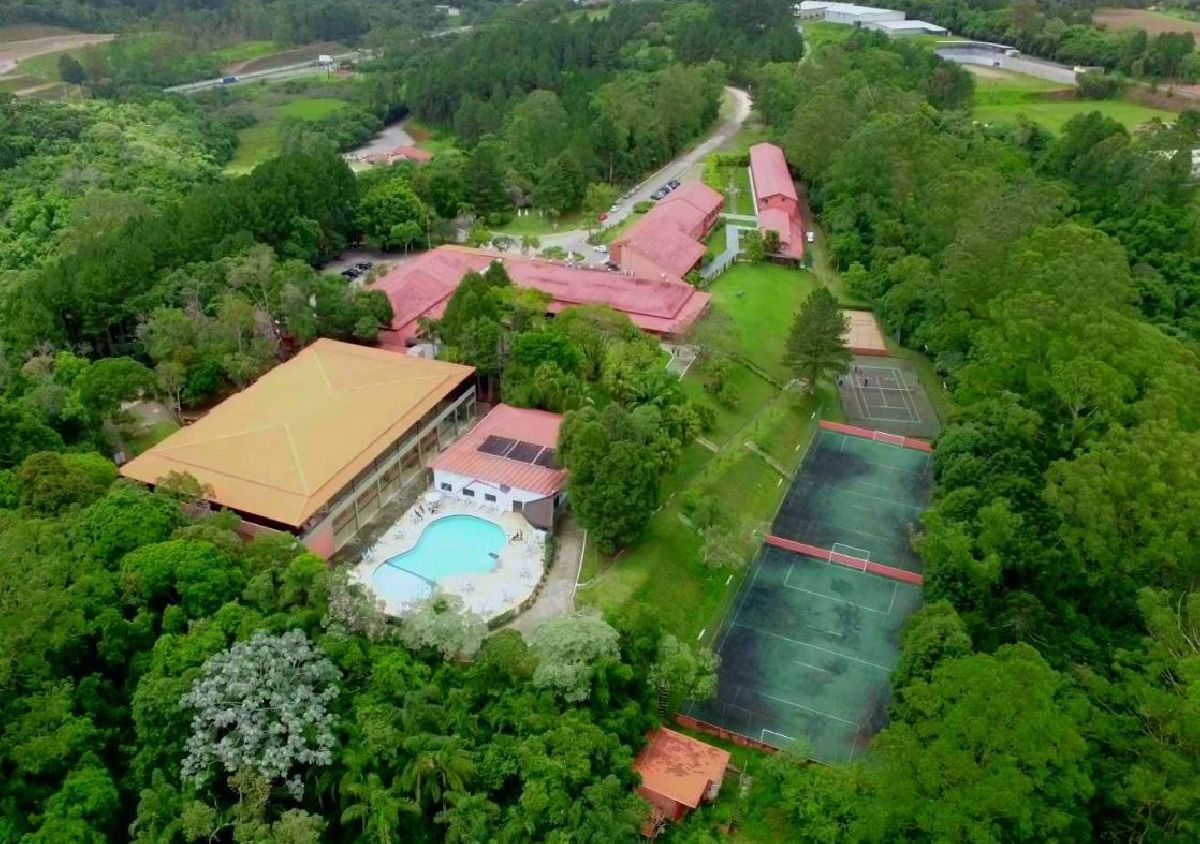 BEM PERTINHO DE SÃO PAULO, APROVEITE O FERIADÃO DO DIA 20 RELAXANDO EM ISOLAMENTO, SEGURANÇA E CERCADO PELA NATUREZA