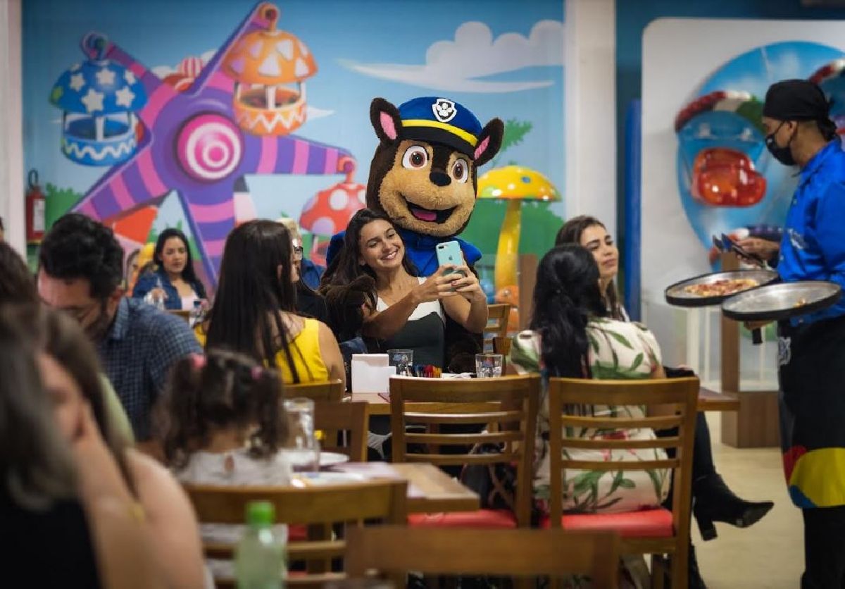 INAUGURA EM GRAMADO A PIZZARIA TEMÁTICA PARK MASSA COM 2 MIL METROS E PARQUE INFANTIL