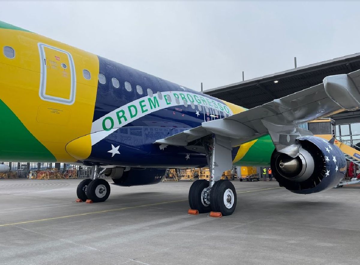 AZUL REFORÇA SUA FROTA E RECEBE NOVAS AERONAVES COM PINTURAS ESPECIAIS DA BANDEIRA BRASILEIRA