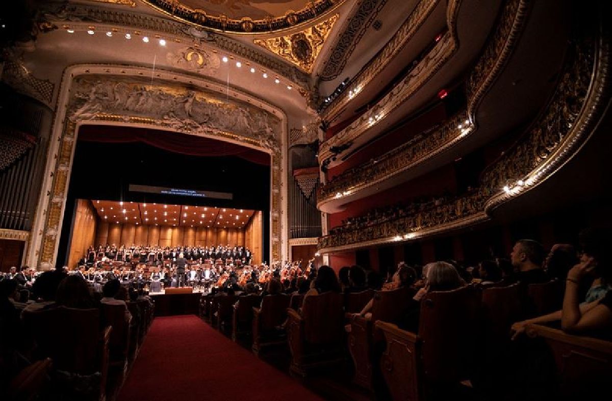 THEATRO MUNICIPAL APRESENTA AS ÓPERAS NAVALHA NA CARNE E HOMENS DE PAPEL, DE PLÍNIO MARCOS