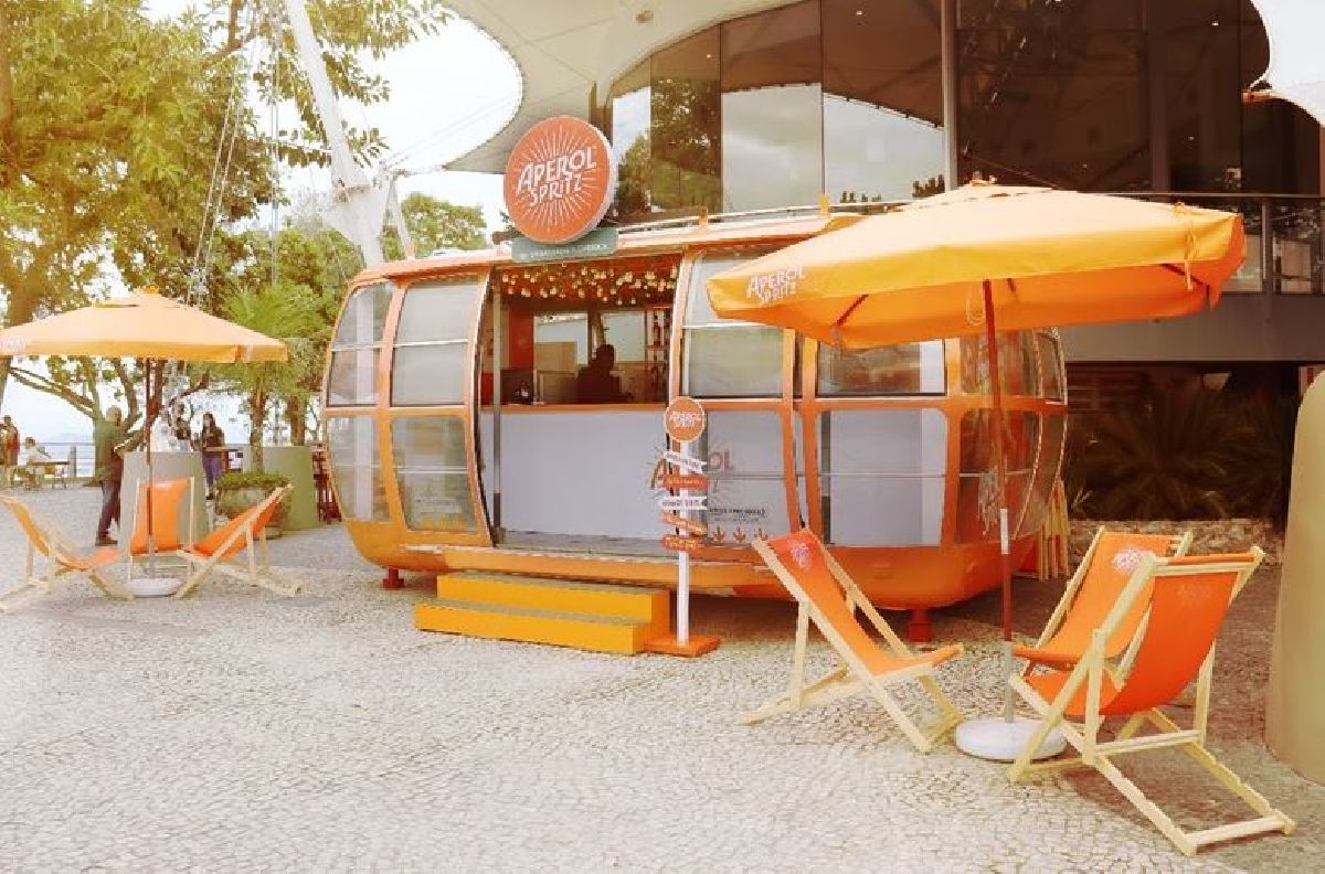 APEROL SPRITZ PROLONGA AÇÃO DE VERÃO NO BONDINHO PÃO DE AÇÚCAR, NA CIDADE MARAVILHOSA