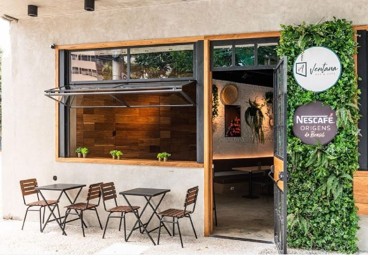 NO DIA DAS MÃES, A VENTANA BAR DÁ ALMOÇO DE PRESENTE PARA ELAS