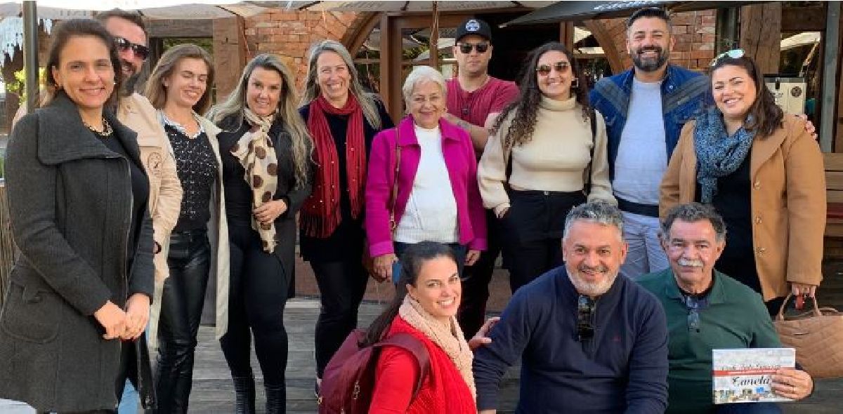 COMITIVA DE MINAS GERAIS VISITA A SERRA GAÚCHA POR INTERMÉDIO DO FESTURIS