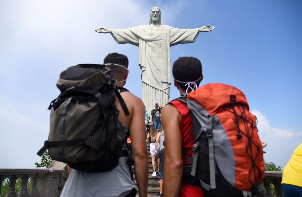 FÉRIAS MOVIMENTAM SETOR DE TURISMO NO RIO, SUPERANDO PERÍODO PRÉ-PANDEMIA