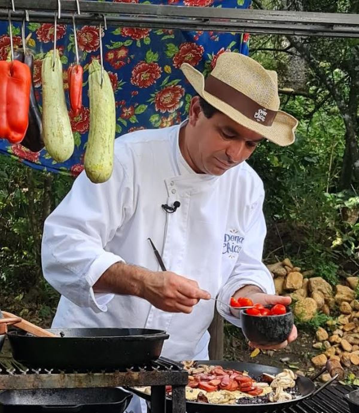 CHEF ANDERSON OLIVEIRA DO DONA CHICA DE CAMPOS DO JORDÃO REPRESENTARÁ A MANTIQUEIRA NO EVENTO INTERNACIONAL EXPO BRAZILIAN CREATIVE CITIES QUE ACONTECE EM SANTOS