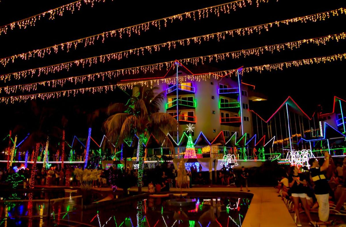 ABERTURA DO TRADICIONAL NATAL DE LUZES ENCANTADAS MARCA A CONTAGEM REGRESSIVA PARA O PERÍODO NATALINO NO RECANTO CATARATAS RESORT