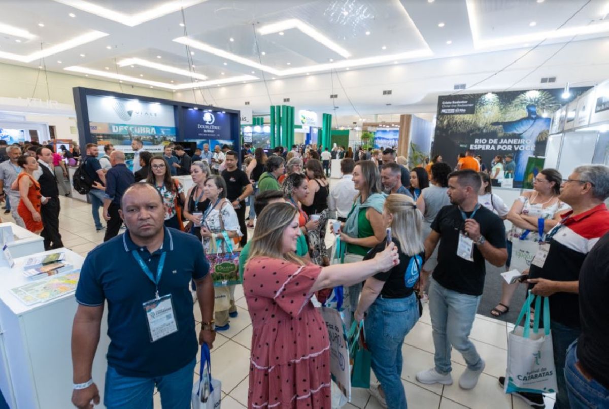 EM CLIMA DE COPA DO MUNDO, FESTIVAL DAS CATARATAS SUPERA EXPECTATIVAS E CONSOLIDA RETOMADA DO TURISMO