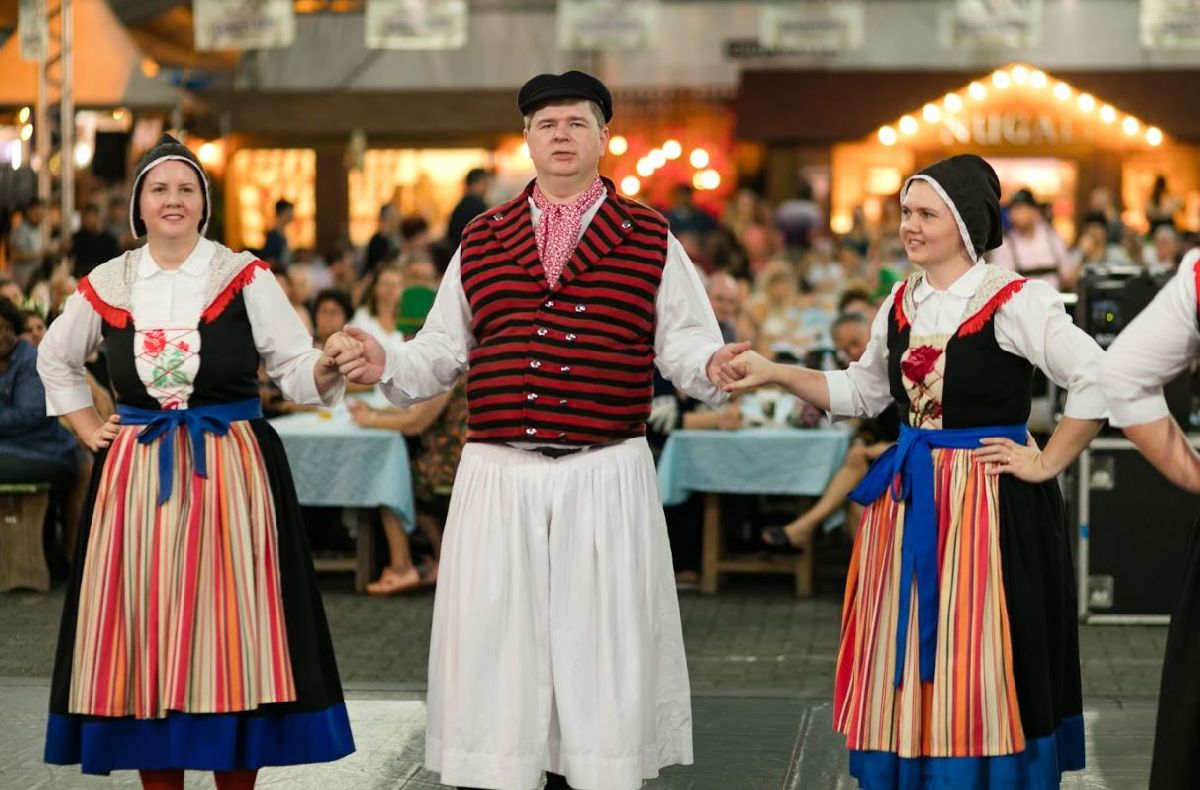 Falta menos de uma semana para a 38ª Festa Pomerana em Pomerode (SC)