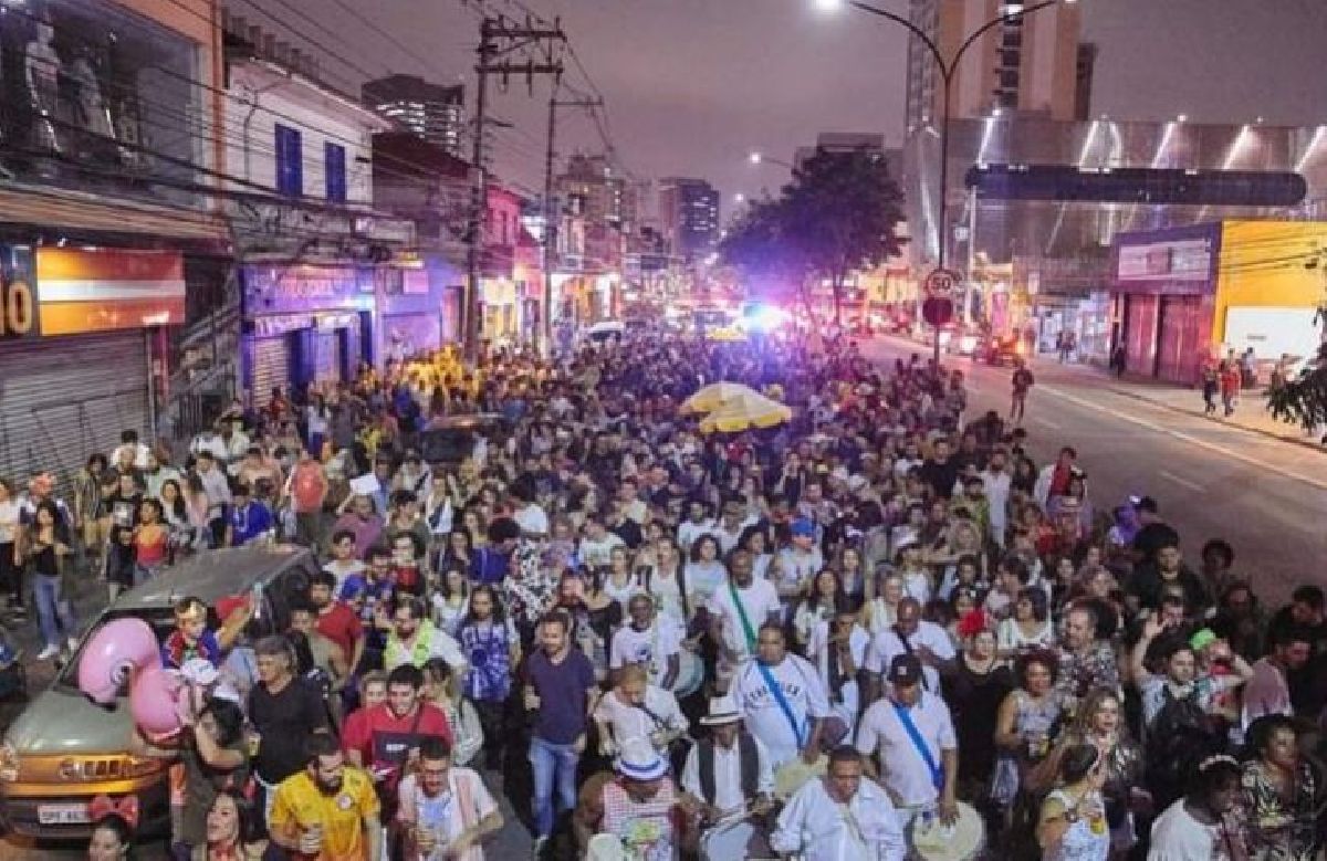 Blocos de rua oficiais desfilam a partir do dia 10/02