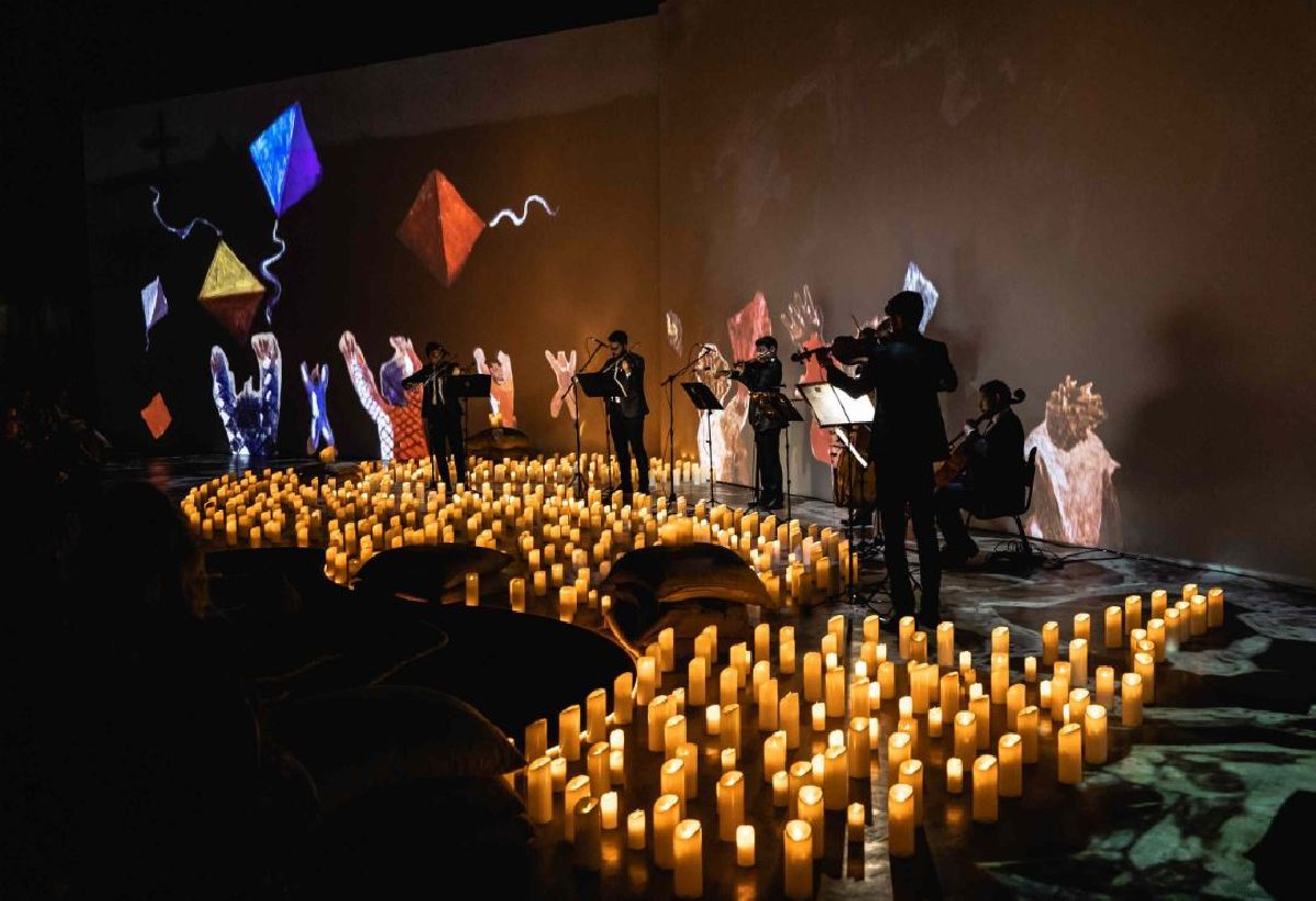 Tiradentes, clássicos do rock, velas e sofisticação