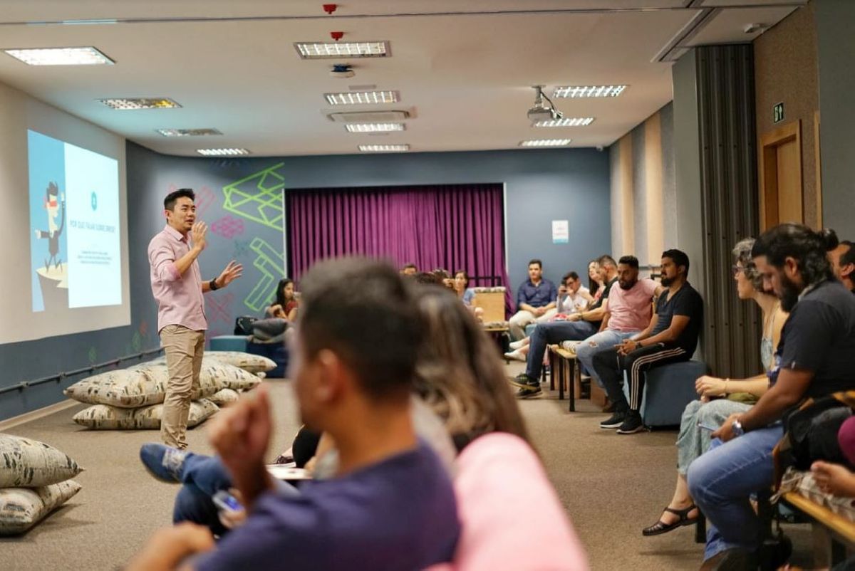 Expo Turismo Goiás 2023 anuncia palestra do consultor Thiago Akira