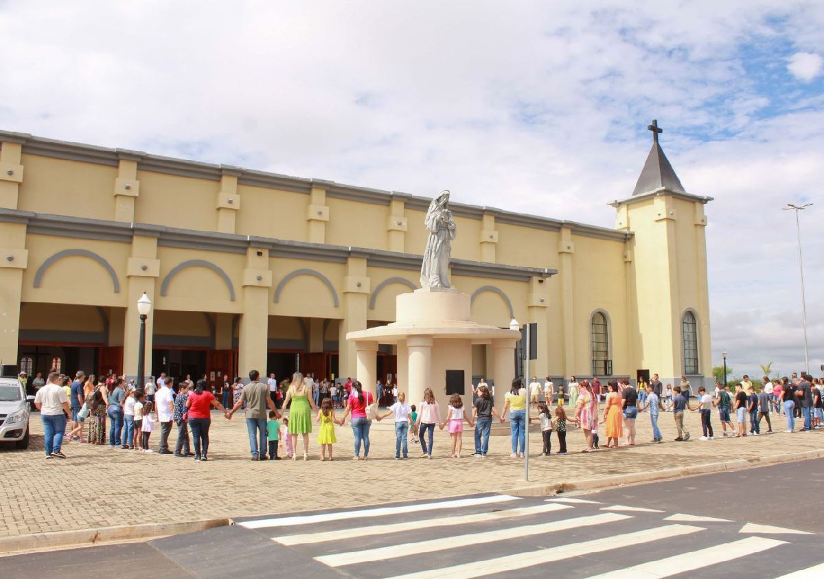 O Santuário de Santa Rita de Cássia, em Cássia-MG, recebe e organiza diversos eventos no mês de julho.