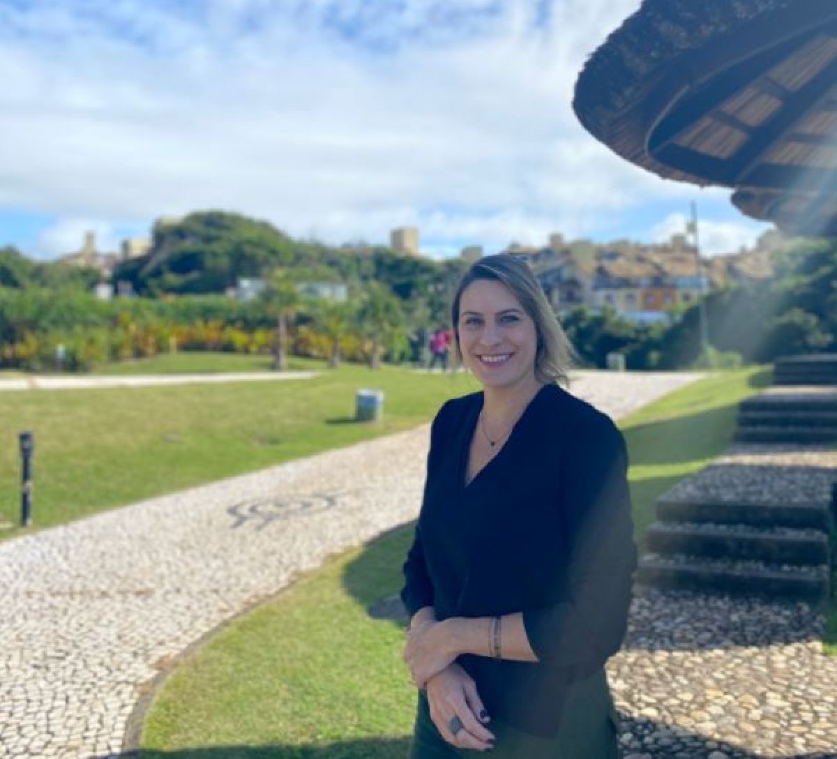 Daniela Rocco, diretora comercial e de marketing do Costao do Santinho Resort, comemora um ano de sucesso impulsionado por uma gestão integrada e sinérgica
