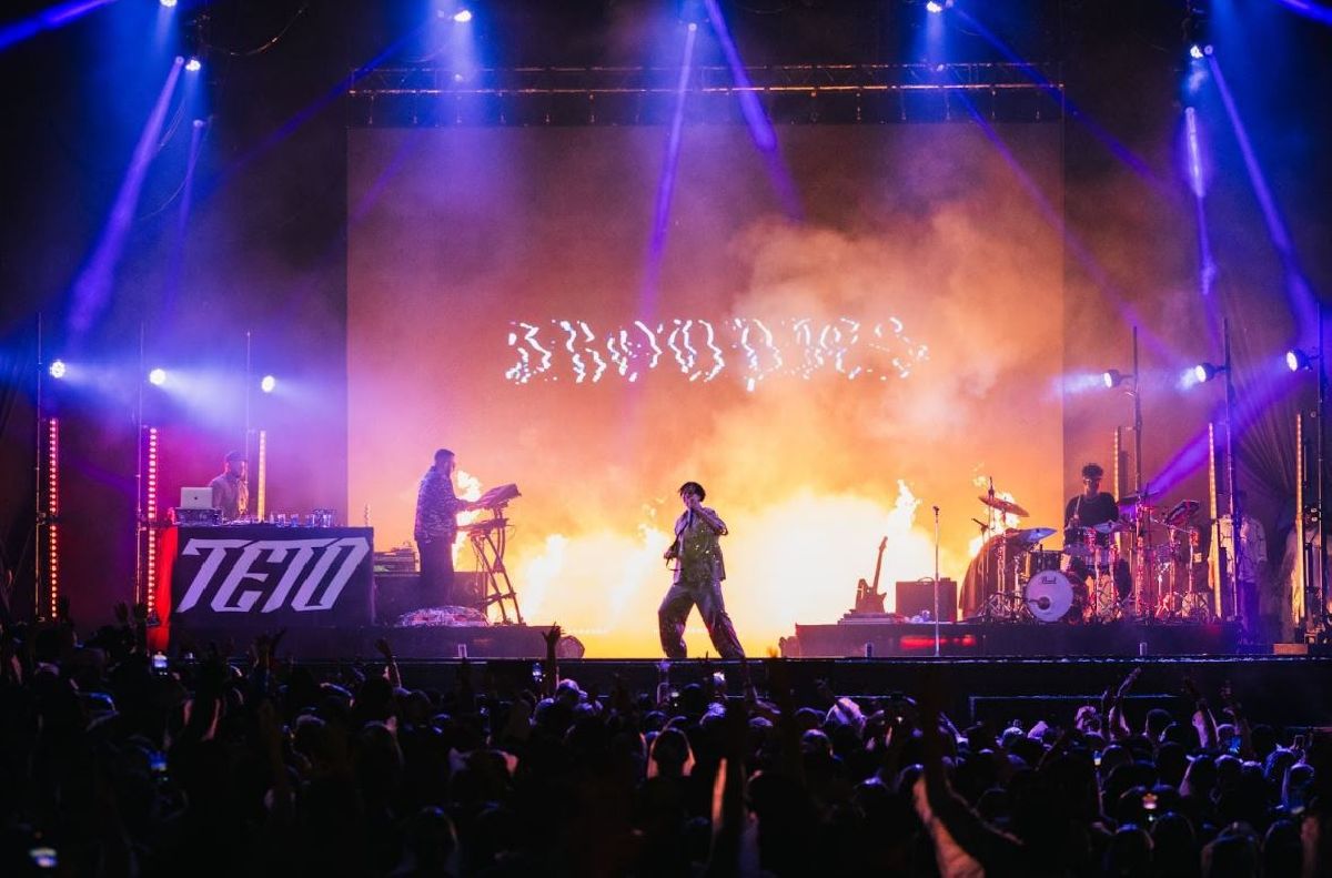 Com música inédita, banda e participações especiais, Teto faz apresentação memorável na primeira noite do The Town