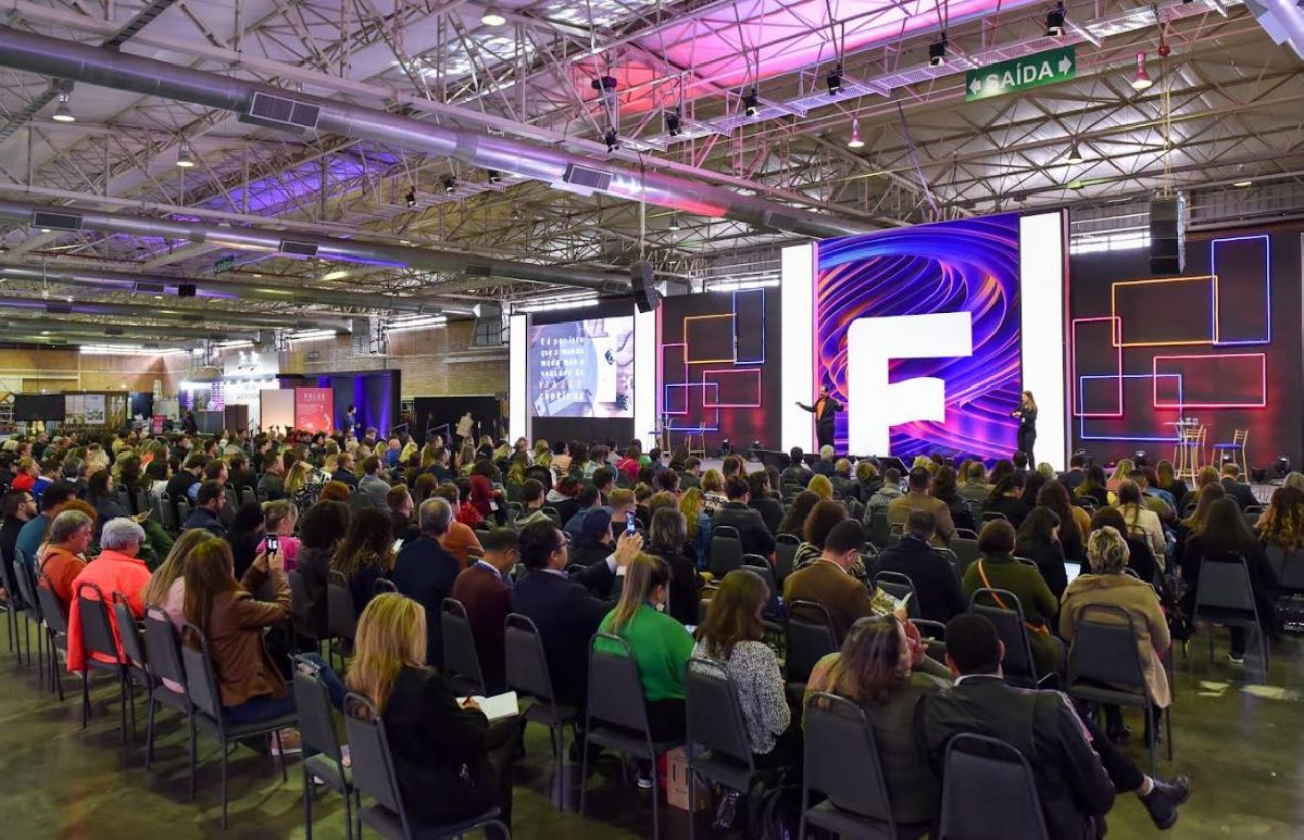 Programação do Meeting Festuris aborda a importância das pessoas para reconectar humanos e negócios