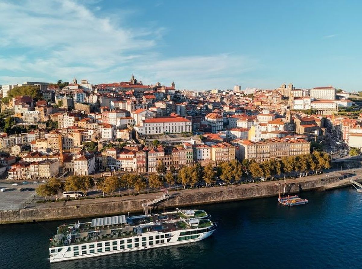 Nacionalidade portuguesa por via direta atrai brasileiros com opções para descendentes e cônjuges