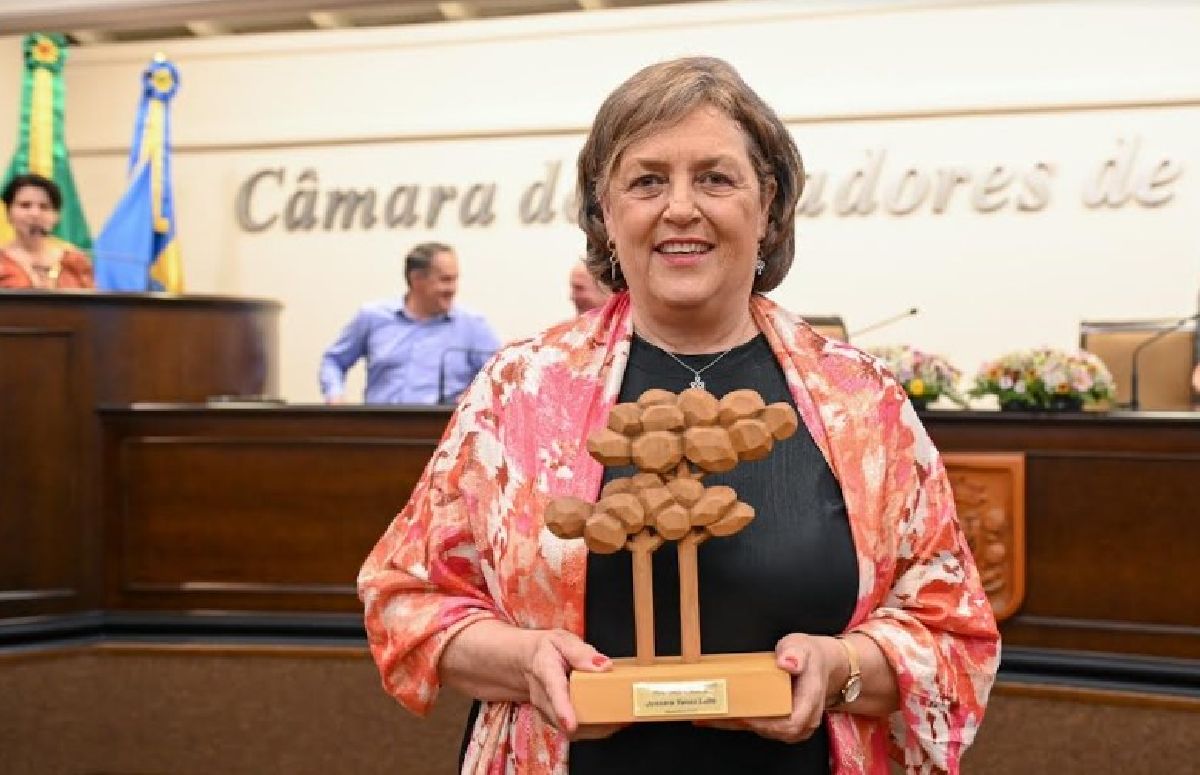 Uma uruguaia-brasileira recebeu o Troféu Silvia Zorzanello