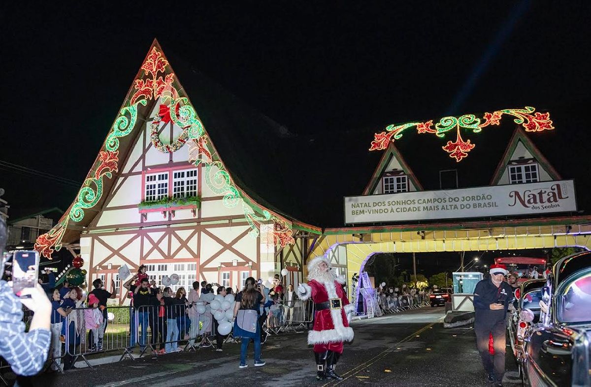 Natal dos Sonhos encanta turistas que visitam a cidade