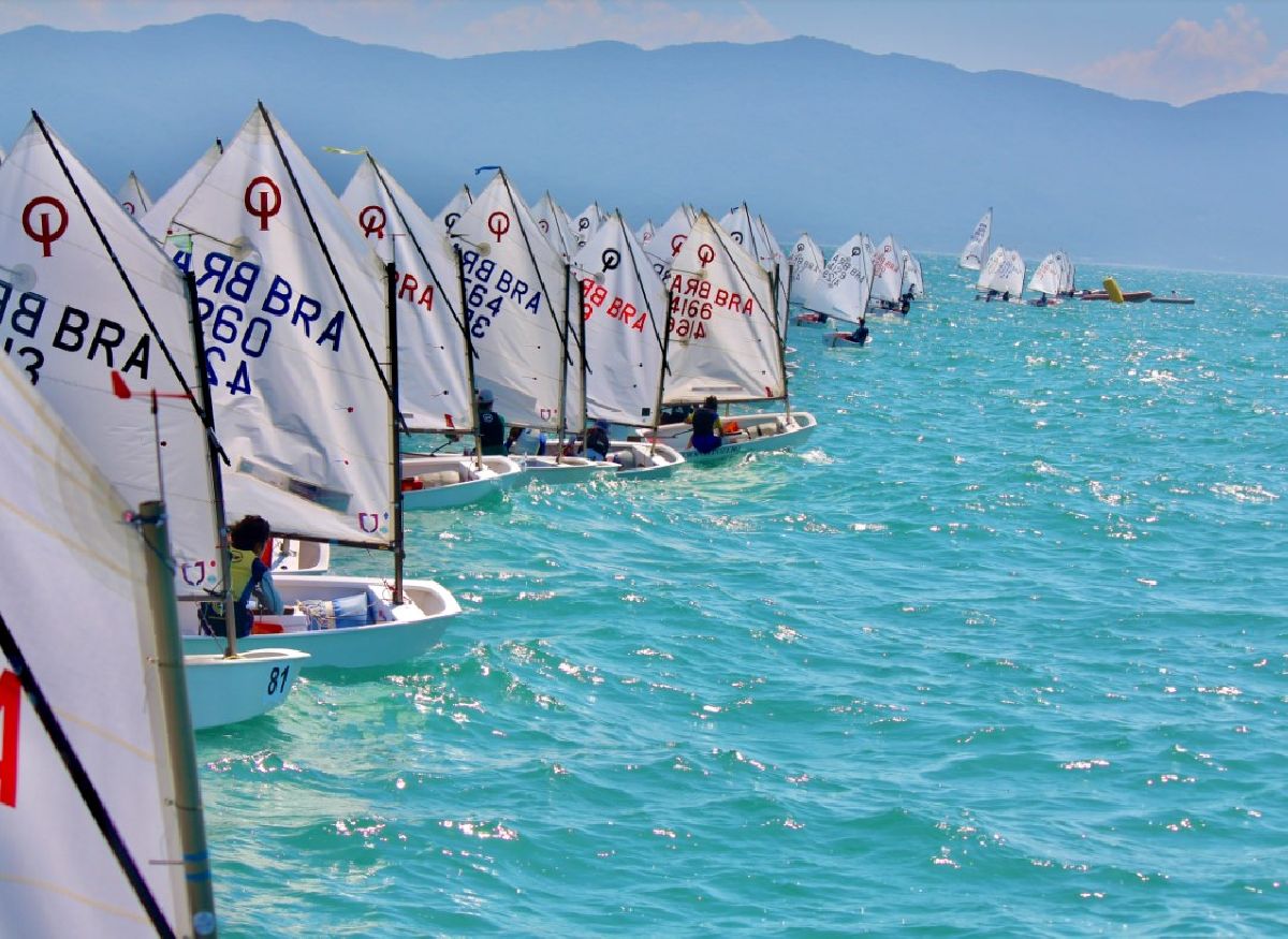 Campeonato Brasileiro de Optimist Oakberry promete agitar Florianópolis em janeiro