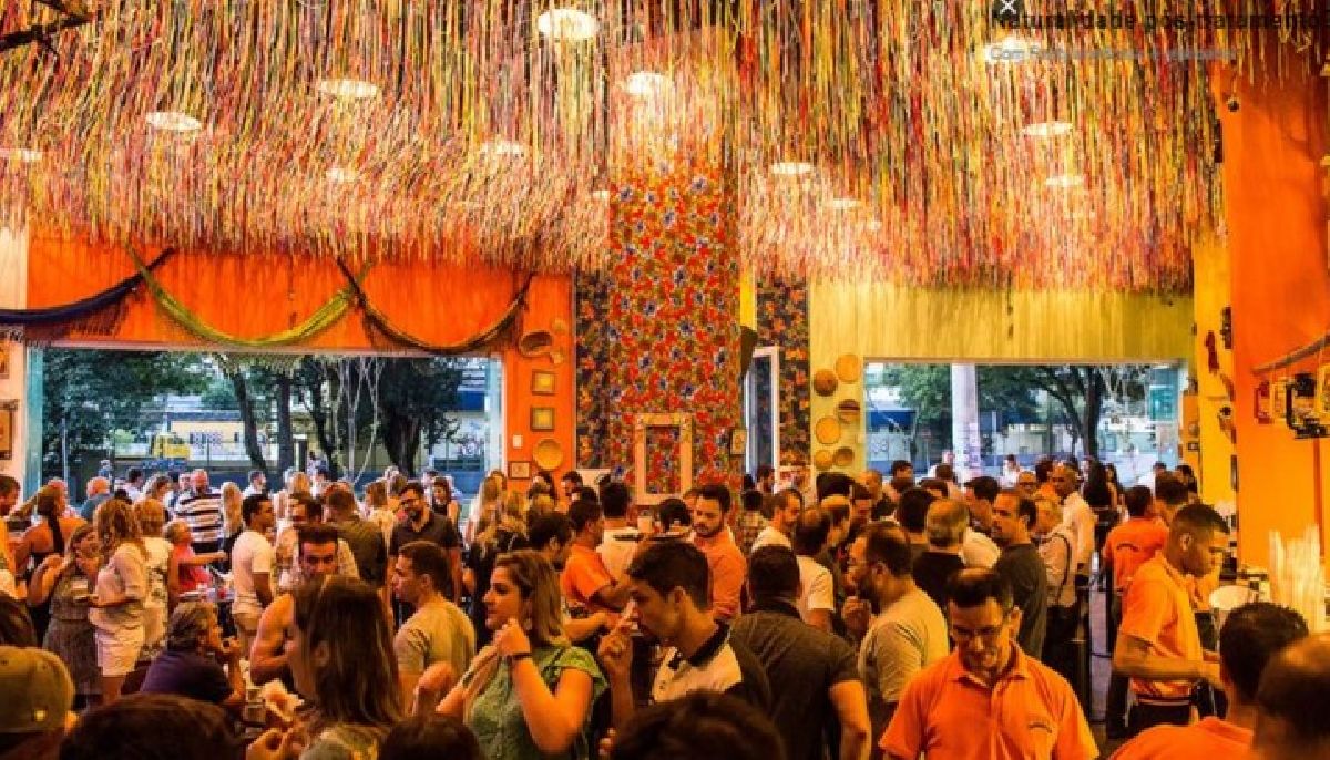 Carnaval: setor de bares e restaurantes espera crescimento de até 15% em relação ao ano passado