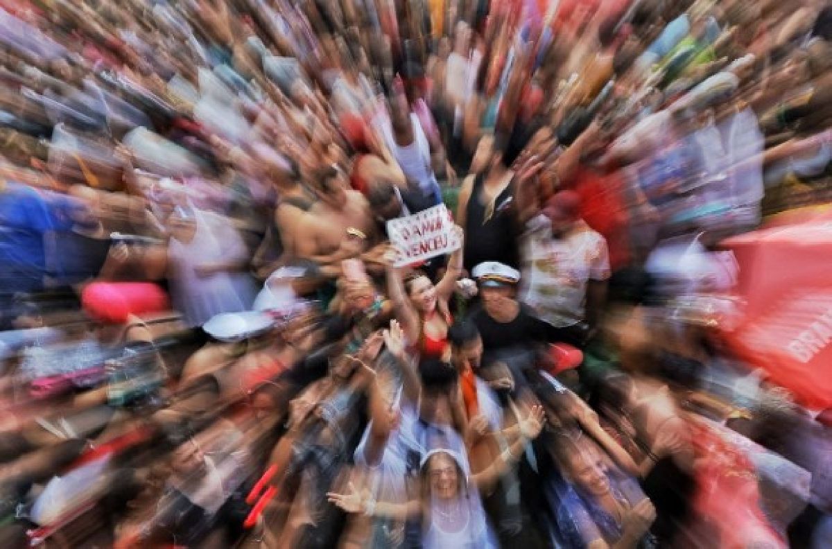 Resiste Amor em SP: Acadêmicos do Baixo Augusta, maior bloco de carnaval de rua em São Paulo, desfila neste domingo, às 14h00