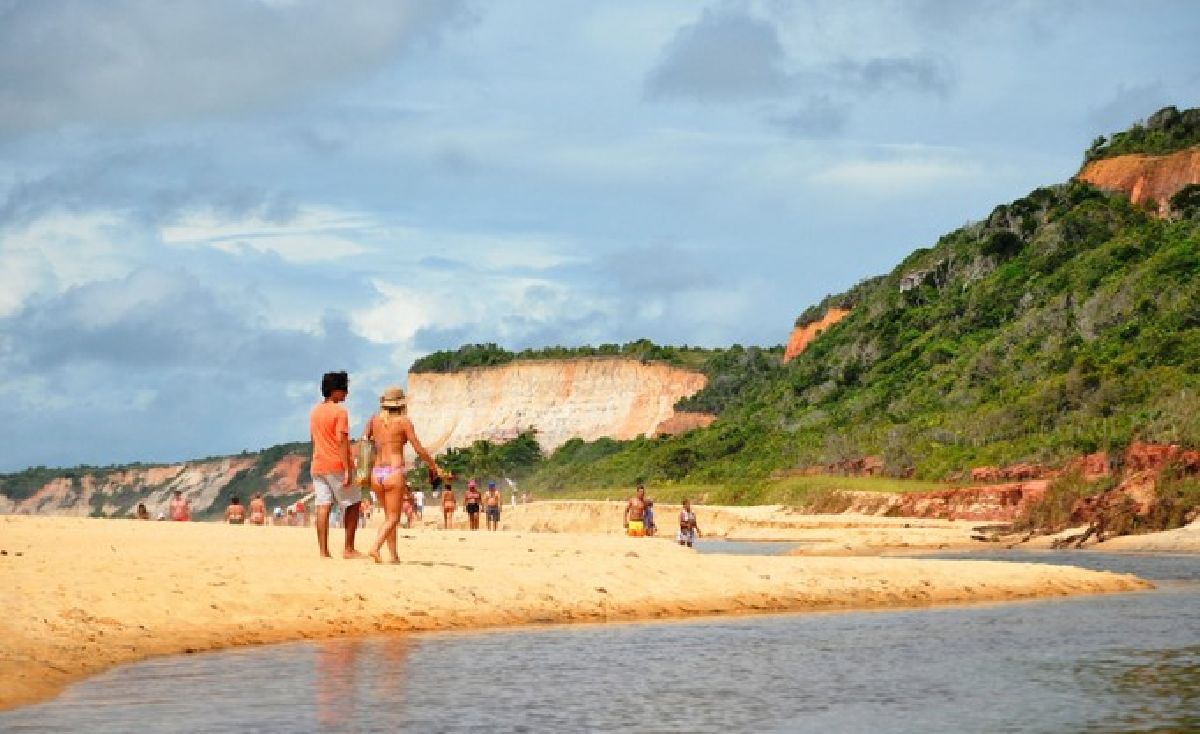 Arraial d Ajuda é eleito o destino mais acolhedor em todo o mundo