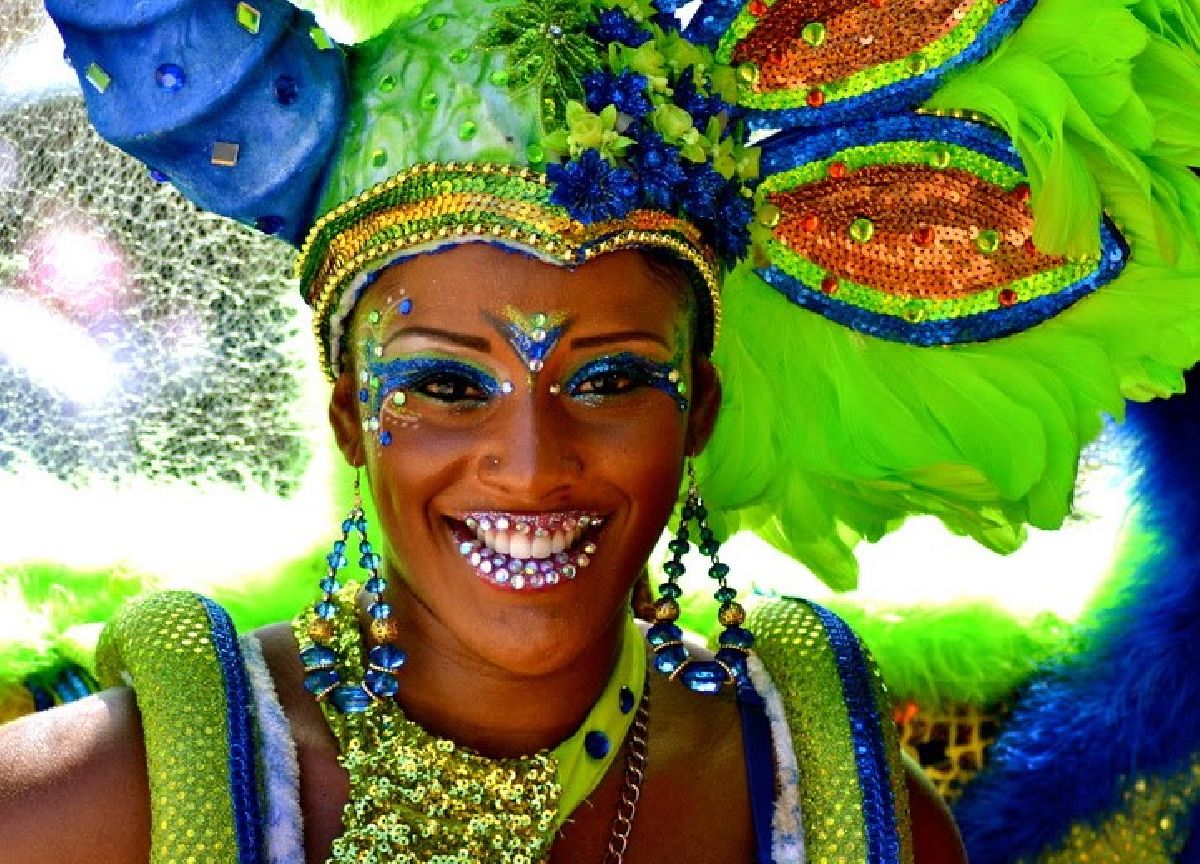 Aruba celebra 70 anos de Carnaval na ilha