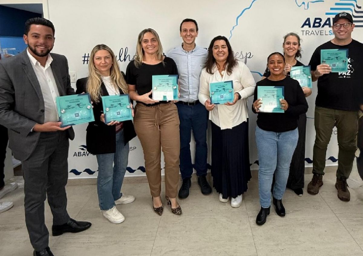 Abav-SP | Aviesp celebra orgulho em ser associado com entrega de placas exclusivas