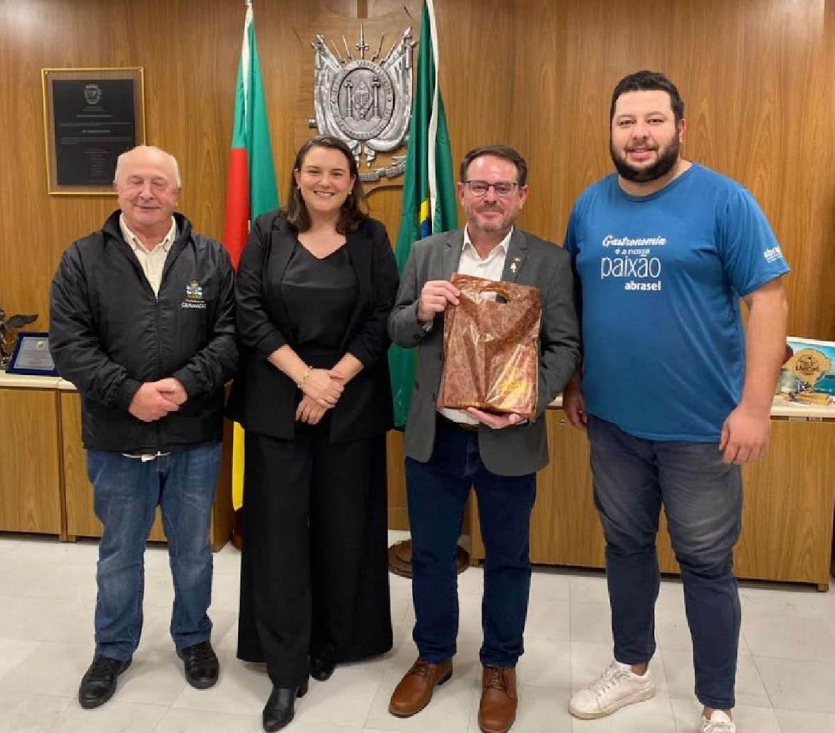 Festival de Cultura e Gastronomia de Gramado apresenta edição 2025 ao Governo Estadual