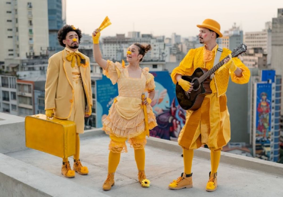 Homenagem ao circo itinerante e as palhaças latinoamericanas, A Cavaleira faz curta temporada no Sesc Belenzinho