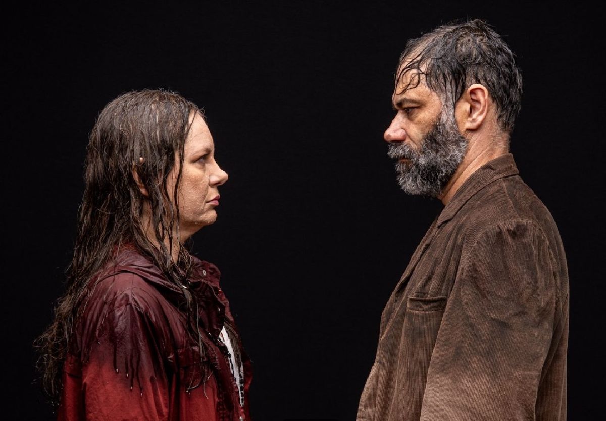 Veneno, da premiada dramaturga holandesa Lot Vekemans, ganha nova temporada no Teatro Estúdio de 8 a 30 de setembro