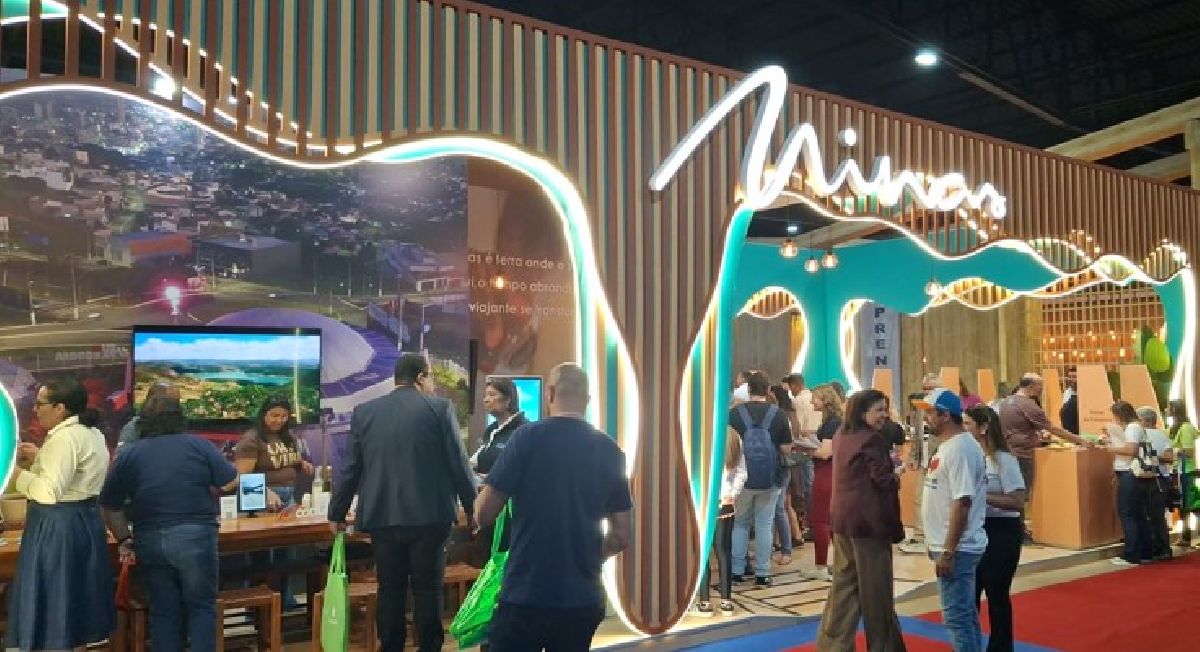 Minas Gerais promove turismo na AVIRRP com participação da Câmara e Prefeitura de Varginha destacando mais de 60 de municípios regionais