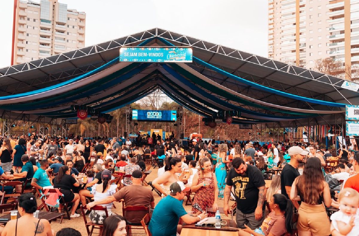 Oktoberfest Ribeirão promete chope artesanal, música e diversão para toda a família no Parque Raya