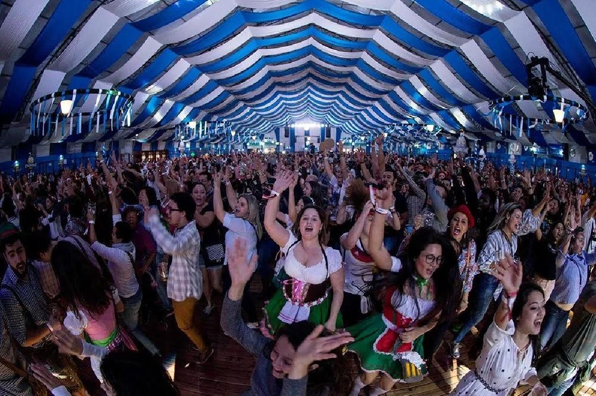A São Paulo Oktoberfest, principal festival da cultura alemã de São Paulo, confirma sua 8ª edição no Parque Villa-Lobos entre 19 de setembro e 5 de outubro.