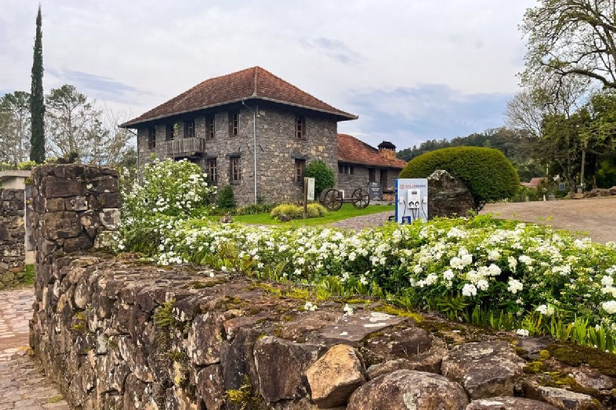 Caminhos de Pedra recebe primavera com cultura, natureza e experiências
