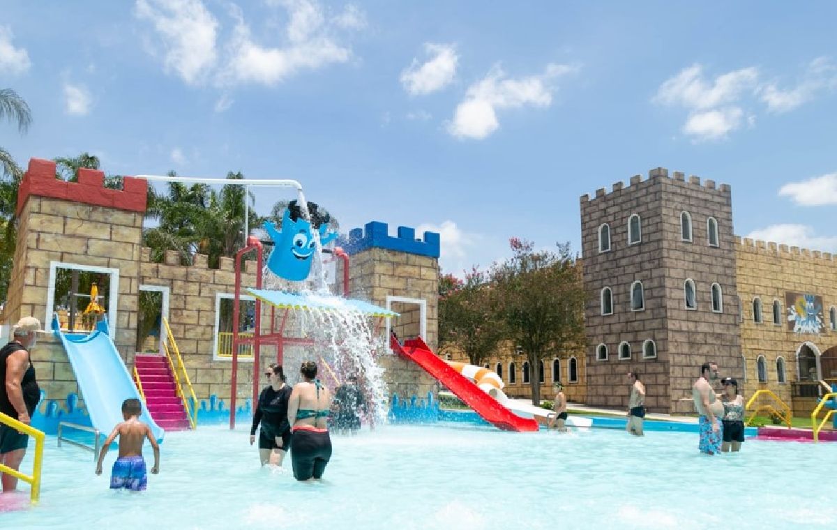 Dia das Crianças no Castelo Park Aquático: confira as melhores atrações para curtir com os pequenos