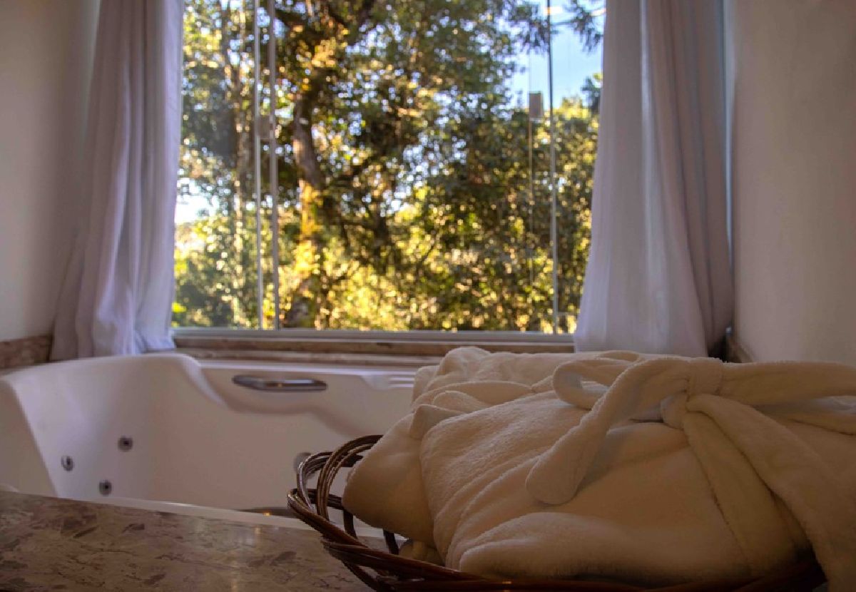 Monte Verde se prepara para receber visitantes nos próximos feriados com clima de primavera e hospedagens aconchegantes