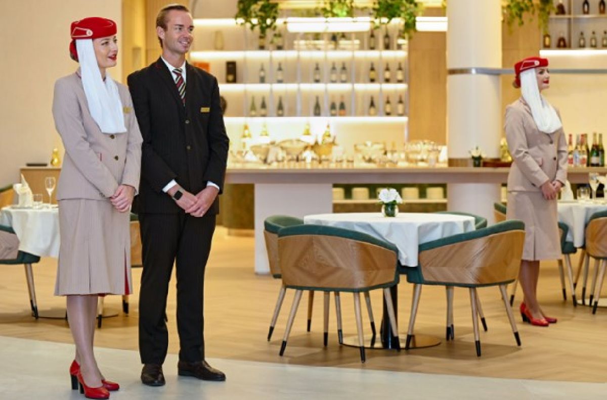 Emirates inaugura Centro de Excelência em Hospitalidade para 25 mil comissários