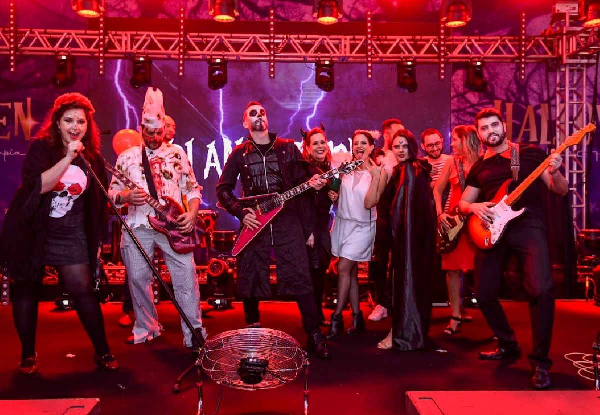 Pullman Vila Olímpia promove Halloween Fantasy Party com open bar, música ao vivo e muita diversão
