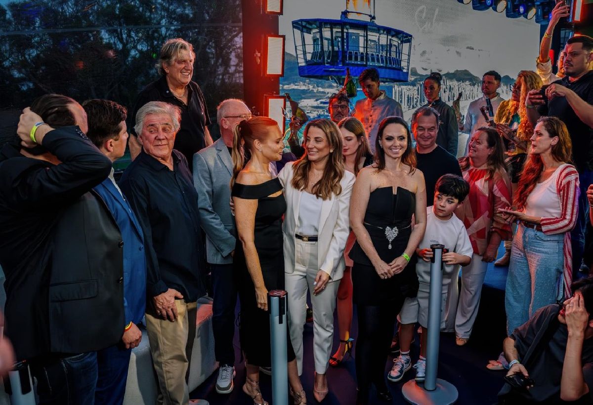 Parque Unipraias inaugura Super Gyro Tower com cerimônia emocionante
