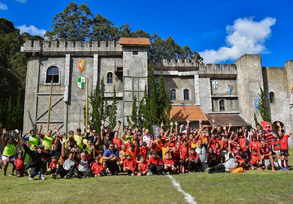 Clínica de futebol do Flamengo e Copa Games são destaques do resort Le Canton durante o feriado prolongado de novembro