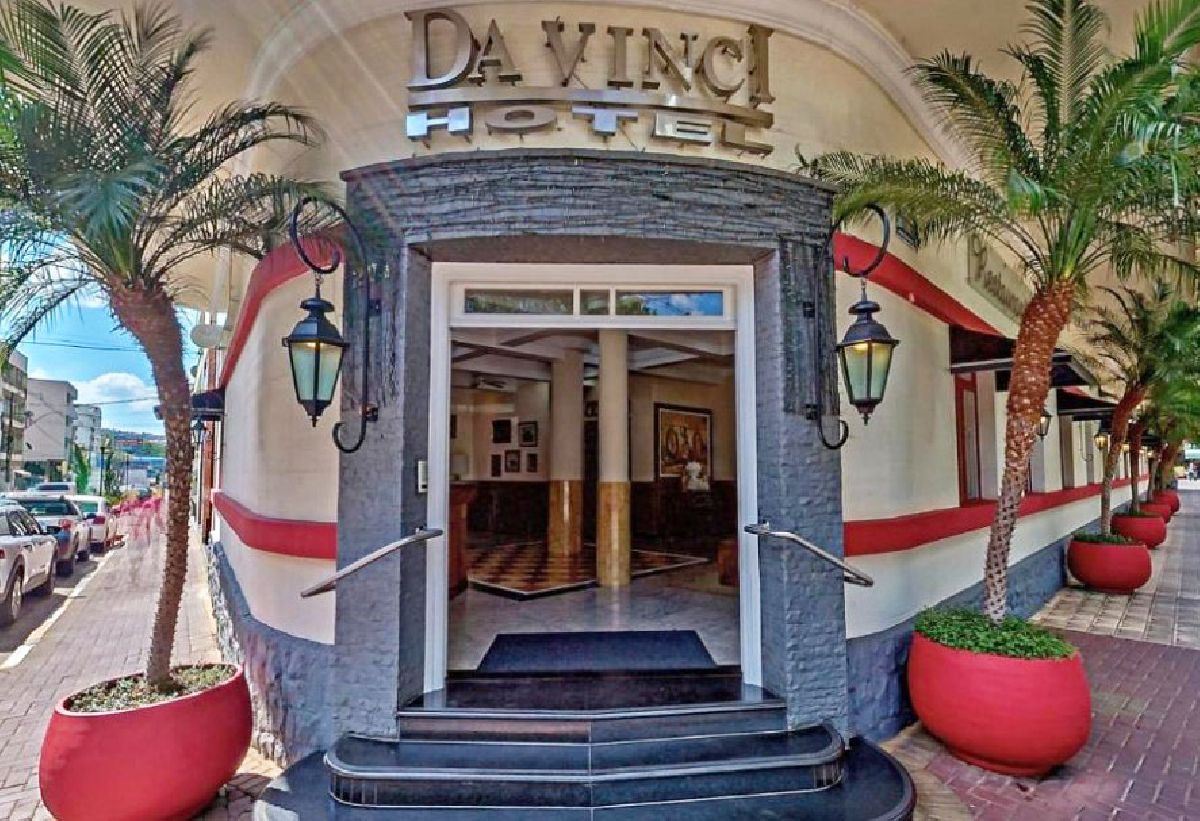 Natal e Réveillon em Serra Negra, o Hotel Da Vinci celebra o fim de ano com a magia das festas com elegância, sabor, tradição  e experiências inesquecíveis Natal e Réveillon em Serra Negra, o Hotel Da Vinci celebra o fim de ano com a magia das festas com elegância, sabor, tradição  e experiências inesquecíveis