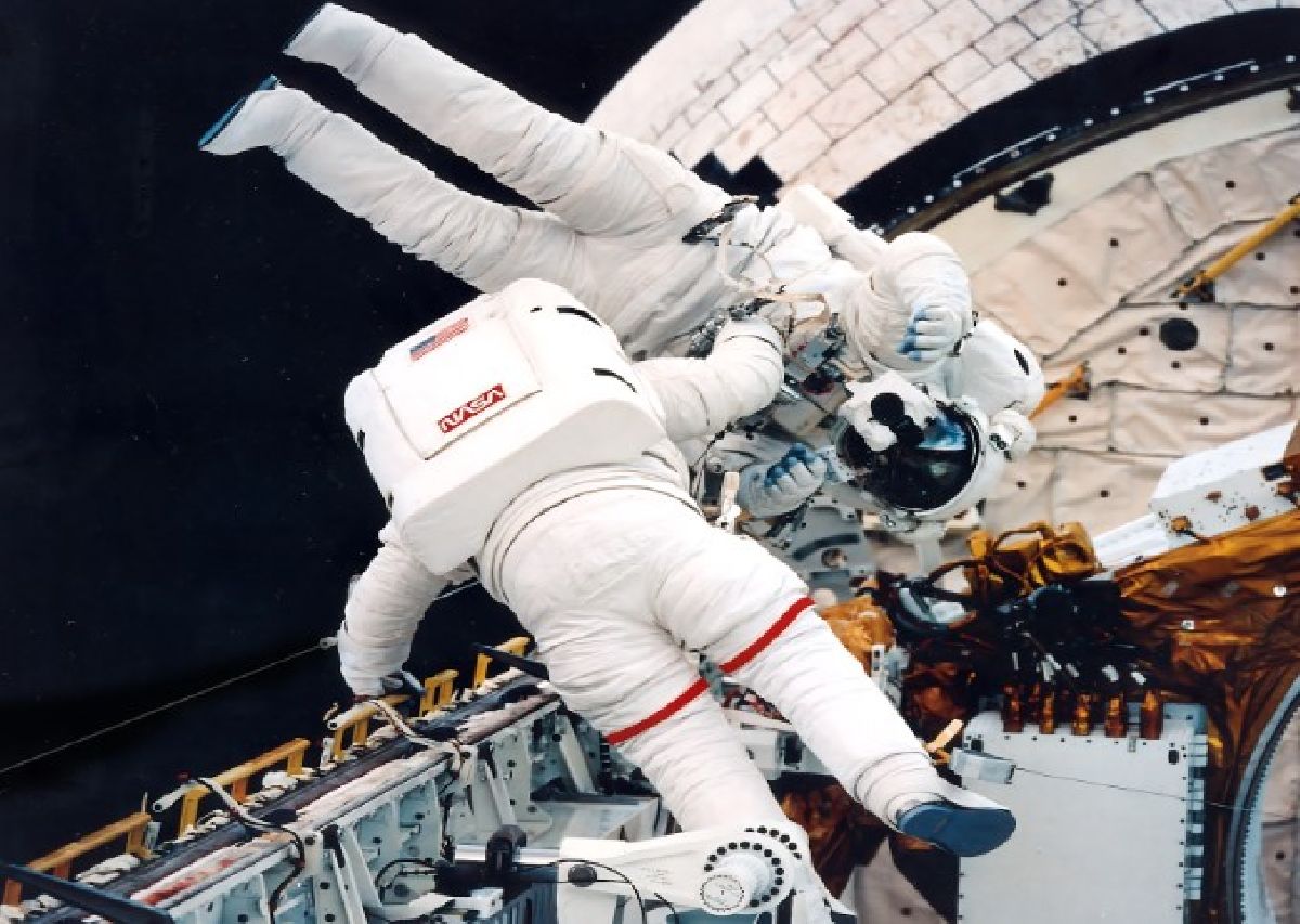 3ª sessão técnica debate “Espaço Comercial e Novas Tecnologias” no 36º Encontro Internacional de Astronautas