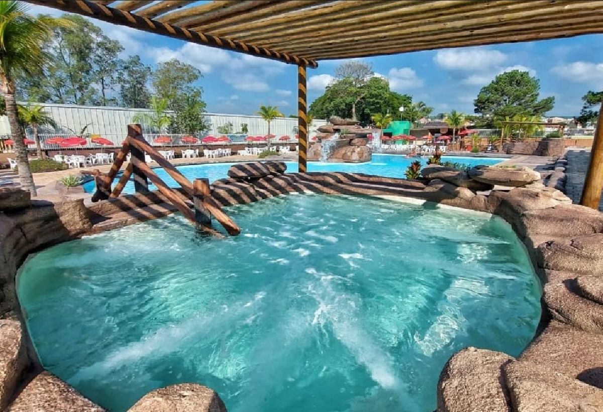 Feriado da Consciência Negra com diversão e lazer no Thermas da Mata