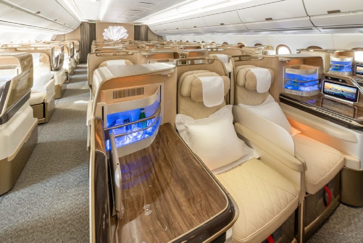 Emirates avança com a modernização de 111 aeronaves