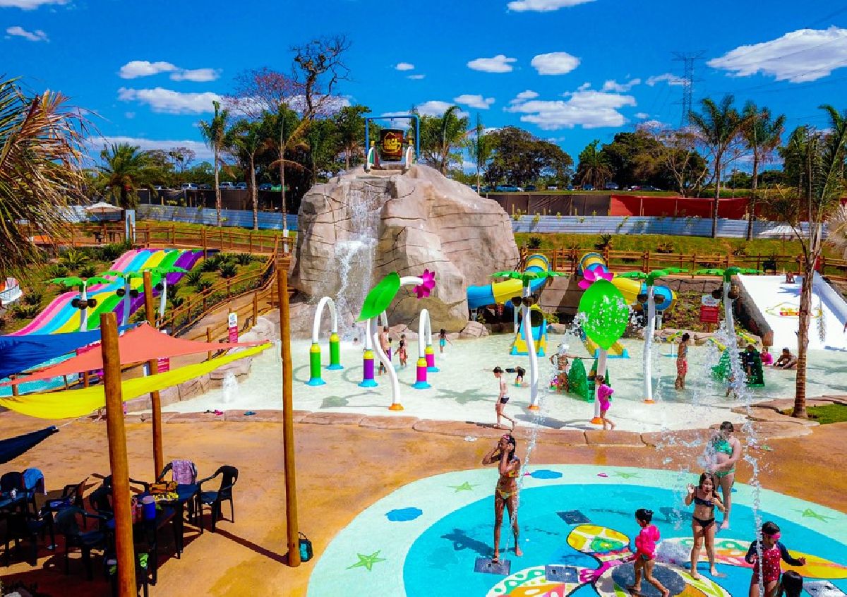 Final de ano terá programação mega animada no Arca Parque!